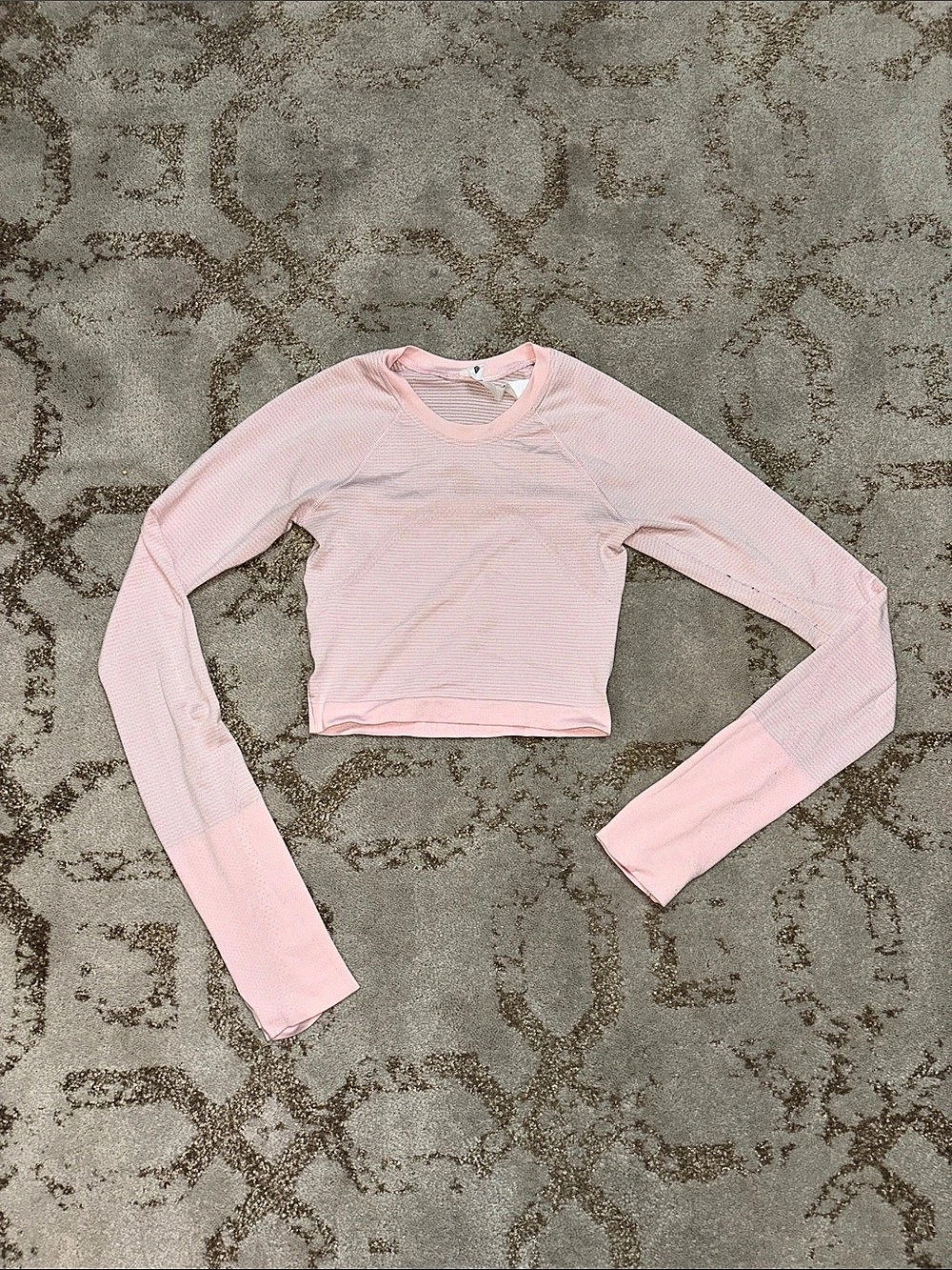 lululemon Swiftly Tech Cropped Long-Sleeve Shirt 2.0 Pink Size 2